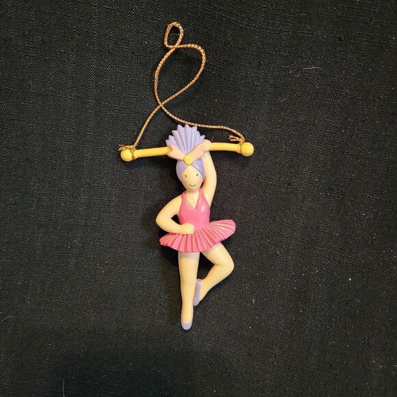 Avon Ornament Ballerina Three Ring Circus - Picture 1 of 5